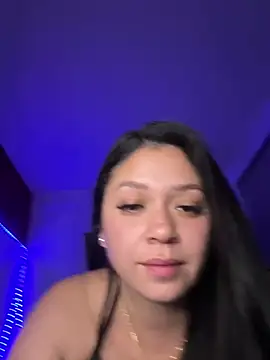 Snapshot of Sarah_miaa chatting on 07/21/26, 01:41 Sarah miaa online show from 07/21/26, 01:41