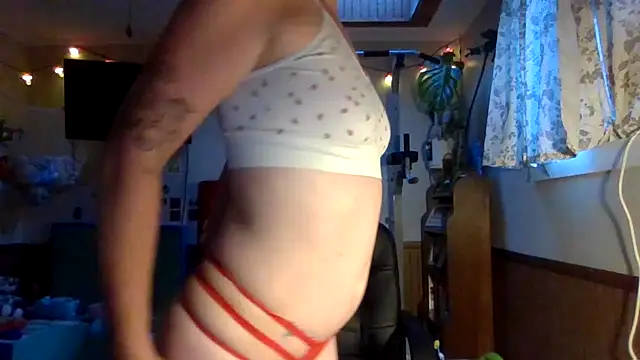lillexxxylover online show from 07/04/26, 12:50