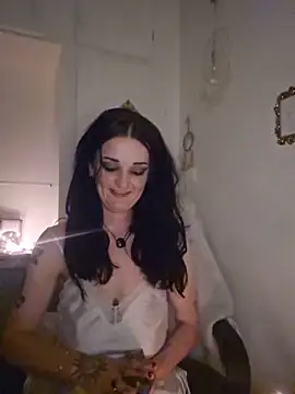 bloom-violetmoon online show from 06/28/26, 11:16