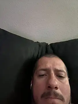 hoozurdaddy81 online show from 06/29/26, 01:23
