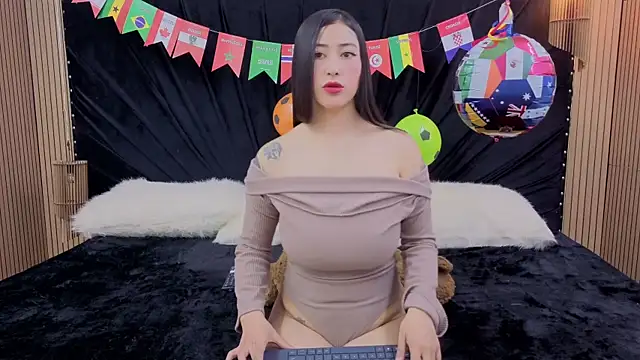 Megan-Burning- online show from 07/06/26, 03:03