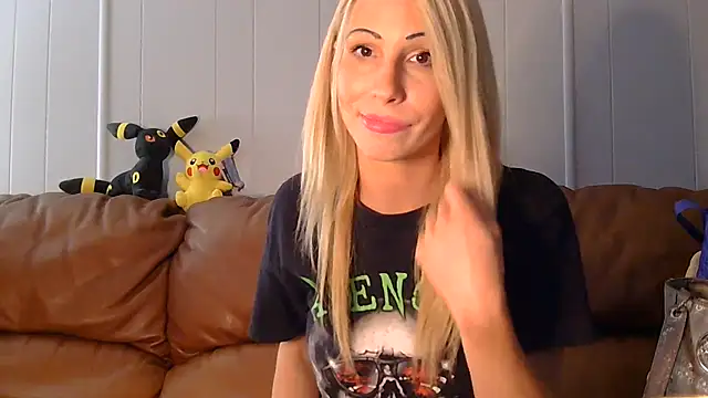 Snapshot of Masqueradeblonde69 chatting on 07/02/26, 03:17 Masqueradeblonde69 online show from 07/02/26, 03:17