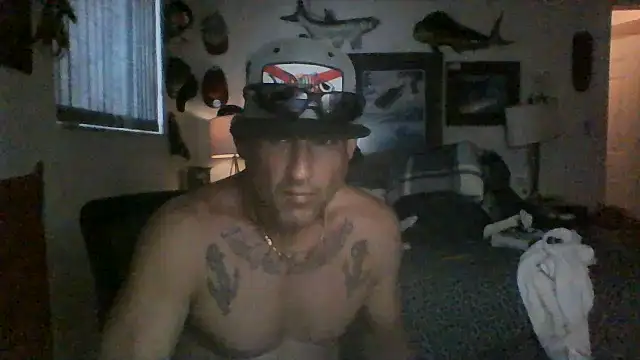 Snapshot of Reelg21 chatting on 07/15/26, 10:59 Reelg21 online show from 07/15/26, 10:59