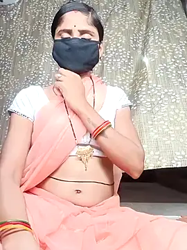 Snapshot of Cut_khusi147 chatting on 07/05/26, 04:25 Cut khusi147 online show from 07/05/26, 04:25