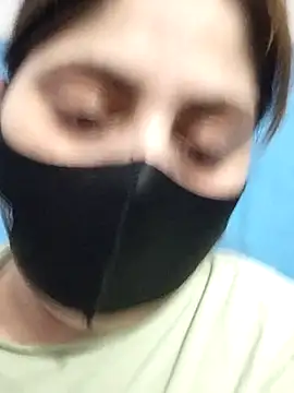 Snapshot of nehaa_khann chatting on 07/02/26, 07:14 nehaa khann online show from 07/02/26, 07:14