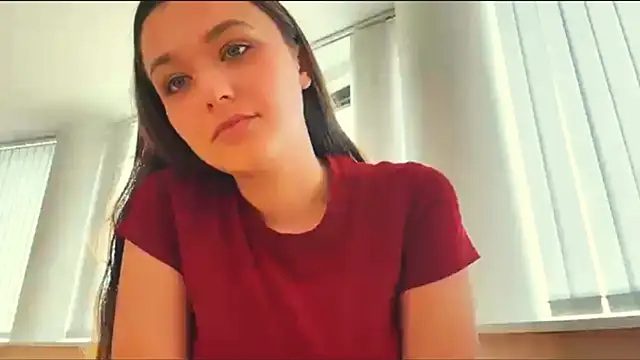 Snapshot of AliseBlovin chatting on 07/03/26, 11:16 AliseBlovin online show from 07/03/26, 11:16