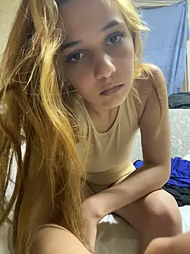 amandablonde49 online show from 07/07/26, 04:11