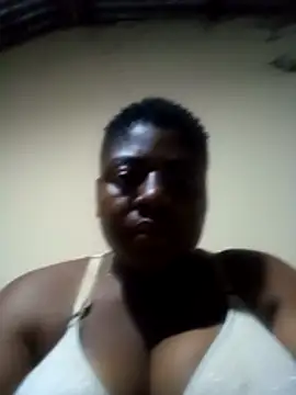 Snapshot of mwende_1 chatting on 07/04/26, 04:40 mwende 1 online show from 07/04/26, 04:40