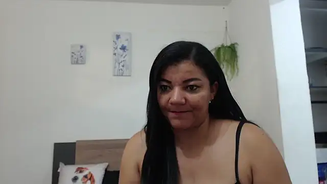 Snapshot of poppymagic chatting on 07/03/26, 04:08 poppymagic online show from 07/03/26, 04:08