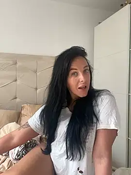 Lucy-White-69 online show from 07/05/26, 08:10