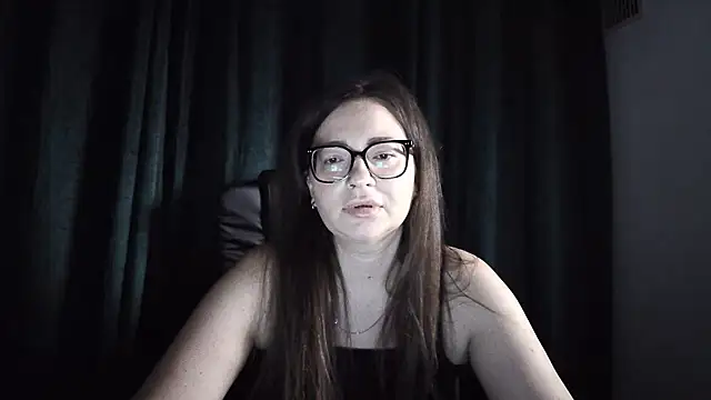 NoraMilf online show from 07/04/26, 12:44