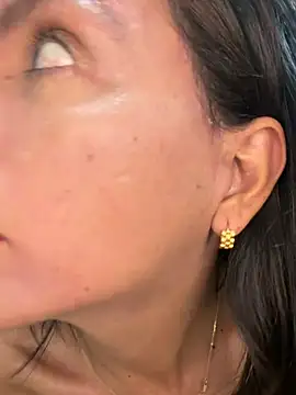 Snapshot of yuliethsanchez chatting on 07/07/26, 03:20 yuliethsanchez online show from 07/07/26, 03:20