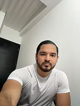 Efren Fernandez online show from 07/07/26, 01:19