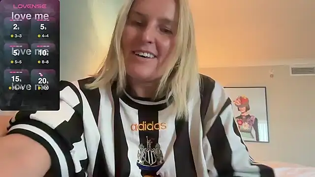 Spicy-Peach online show from 07/16/26, 02:12