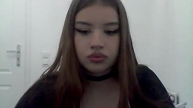 MollyHotTeen online show from 07/10/26, 02:30