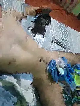 L915 online show from 07/12/26, 05:04
