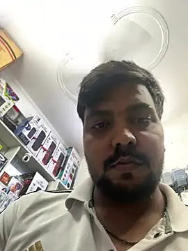 Snapshot of Subham2xx chatting on 07/07/26, 01:26 Subham2xx online show from 07/07/26, 01:26