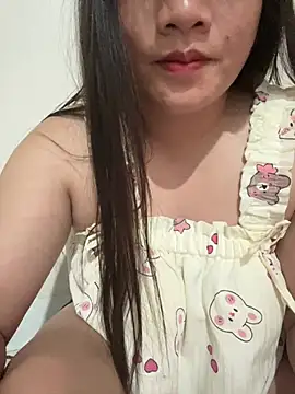 Snapshot of Zully- chatting on 07/07/26, 03:27 Zully- online show from 07/07/26, 03:27