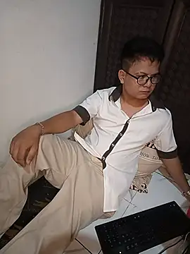 Snapshot of Cedrick68 chatting on 07/07/26, 03:49 Cedrick68 online show from 07/07/26, 03:49