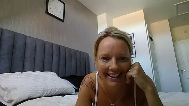 SexpotPolly online show from 07/11/26, 08:39