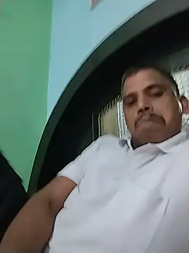 Hotypooja1 online show from 07/15/26, 04:40