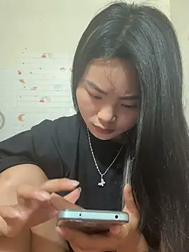 Snapshot of Lynk2xx chatting on 07/09/26, 01:37 Lynk2xx online show from 07/09/26, 01:37