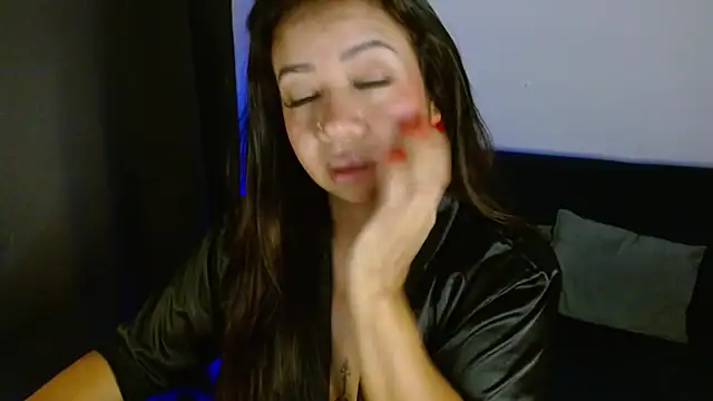 Snapshot of lispetite chatting on 11/28/25, 06:49 lispetite online show from 11/28/25, 06:49