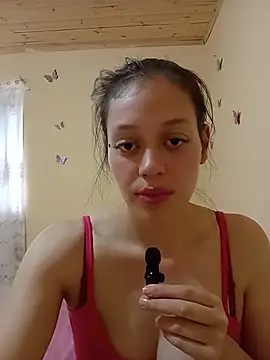 Snapshot of ValentinaNoirr chatting on 07/21/26, 10:23 ValentinaNoirr online show from 07/21/26, 10:23
