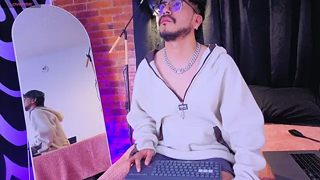 Zayn Bellmont online show from 07/14/26, 01:41