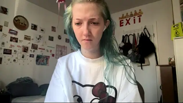 sixsevengirls online show from 07/25/26, 09:40