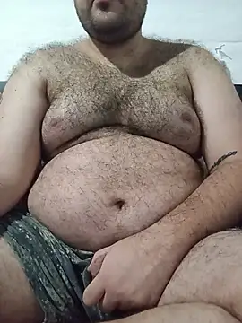 Snapshot of big__bearrr chatting on 07/11/26, 02:36 big bearrr online show from 07/11/26, 02:36