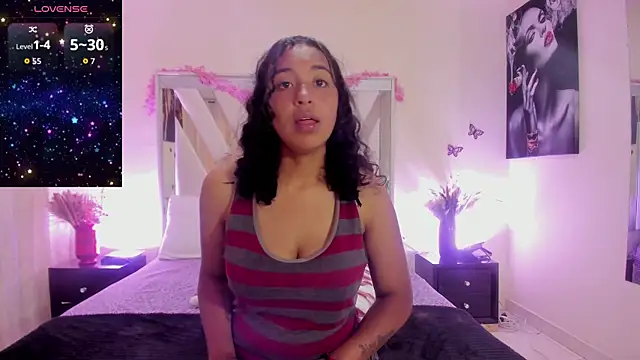 Snapshot of coral_monrroy chatting on 07/15/26, 08:36 coral monrroy online show from 07/15/26, 08:36