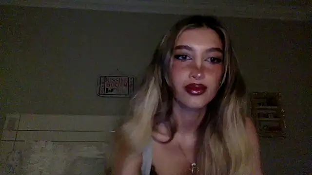 Dioxoxo online show from 07/23/26, 01:58