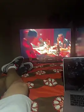 Snapshot of mtrueno chatting on 07/11/26, 05:21 mtrueno online show from 07/11/26, 05:21
