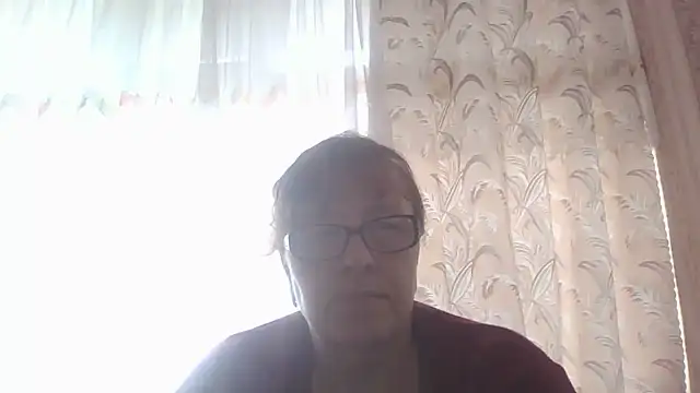 Snapshot of Nastenka01 chatting on 07/12/26, 10:28 Nastenka01 online show from 07/12/26, 10:28
