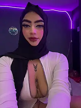 Snapshot of ruqayyah- chatting on 07/28/26, 06:09 ruqayyah- online show from 07/28/26, 06:09