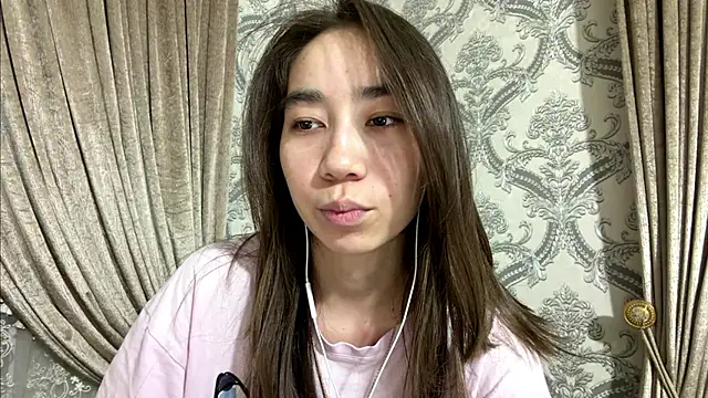 cocoSharms online show from 07/21/26, 04:09