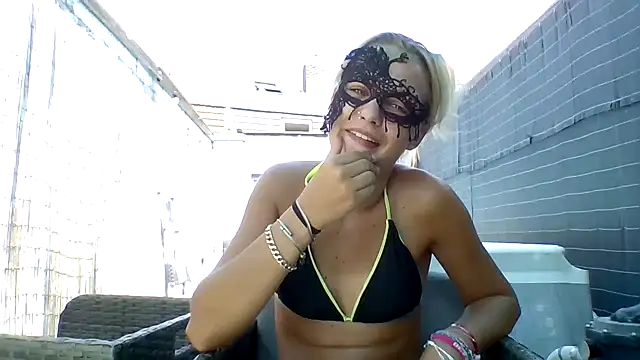 JeuneCharme1 online show from 07/16/26, 01:17