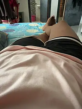 Uffi yas baby com online show from 07/25/26, 04:21