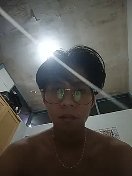 Snapshot of rashblackbunny chatting on 07/15/26, 05:29 rashblackbunny online show from 07/15/26, 05:29