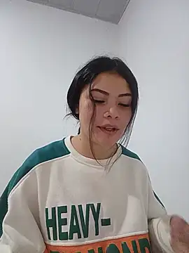 Snapshot of LoveLilly_ chatting on 07/28/26, 09:26 LoveLilly online show from 07/28/26, 09:26