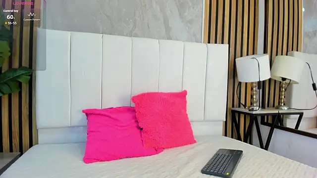 Snapshot of Amelie_12 chatting on 07/20/26, 03:10 Amelie 12 online show from 07/20/26, 03:10