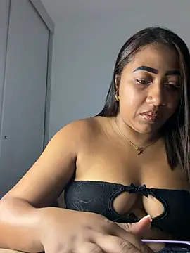 Snapshot of Candymorena_sexyyy chatting on 07/17/26, 04:52 Candymorena sexyyy online show from 07/17/26, 04:52