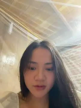 Snapshot of Quynh_nga chatting on 07/19/26, 07:01 Quynh nga online show from 07/19/26, 07:01