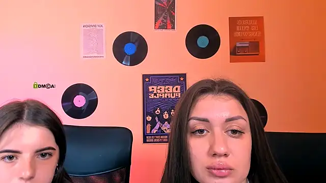 Snapshot of selena_crystal chatting on 07/19/26, 09:57 selena crystal online show from 07/19/26, 09:57