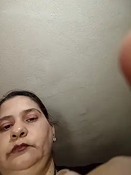 Snapshot of Cynthia186 chatting on 08/02/26, 08:46 Cynthia186 online show from 08/02/26, 08:46
