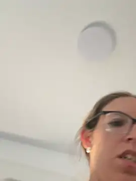 Snapshot of Nayra_Foxx chatting on 07/20/26, 03:03 Nayra Foxx online show from 07/20/26, 03:03