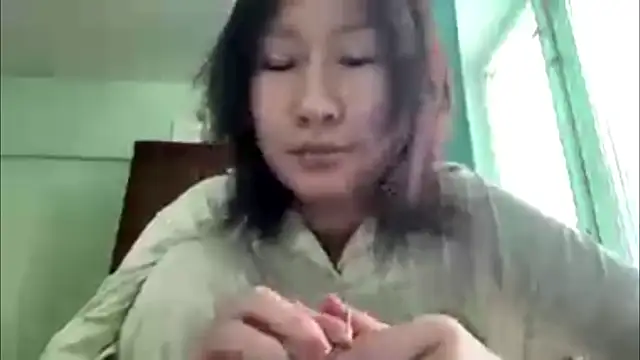 Snapshot of MaisonLuna chatting on 07/25/26, 11:52 MaisonLuna online show from 07/25/26, 11:52