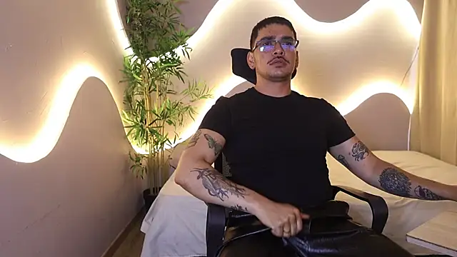 xdaniruiz online show from 07/28/26, 02:13