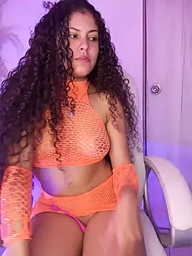 Snapshot of Bella_smith__ chatting on 07/28/26, 04:39 Bella smith online show from 07/28/26, 04:39